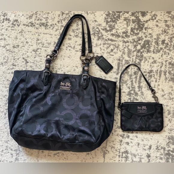 Coach Handbags - Coach Mia Signature Tote Purse Black with Wristlet